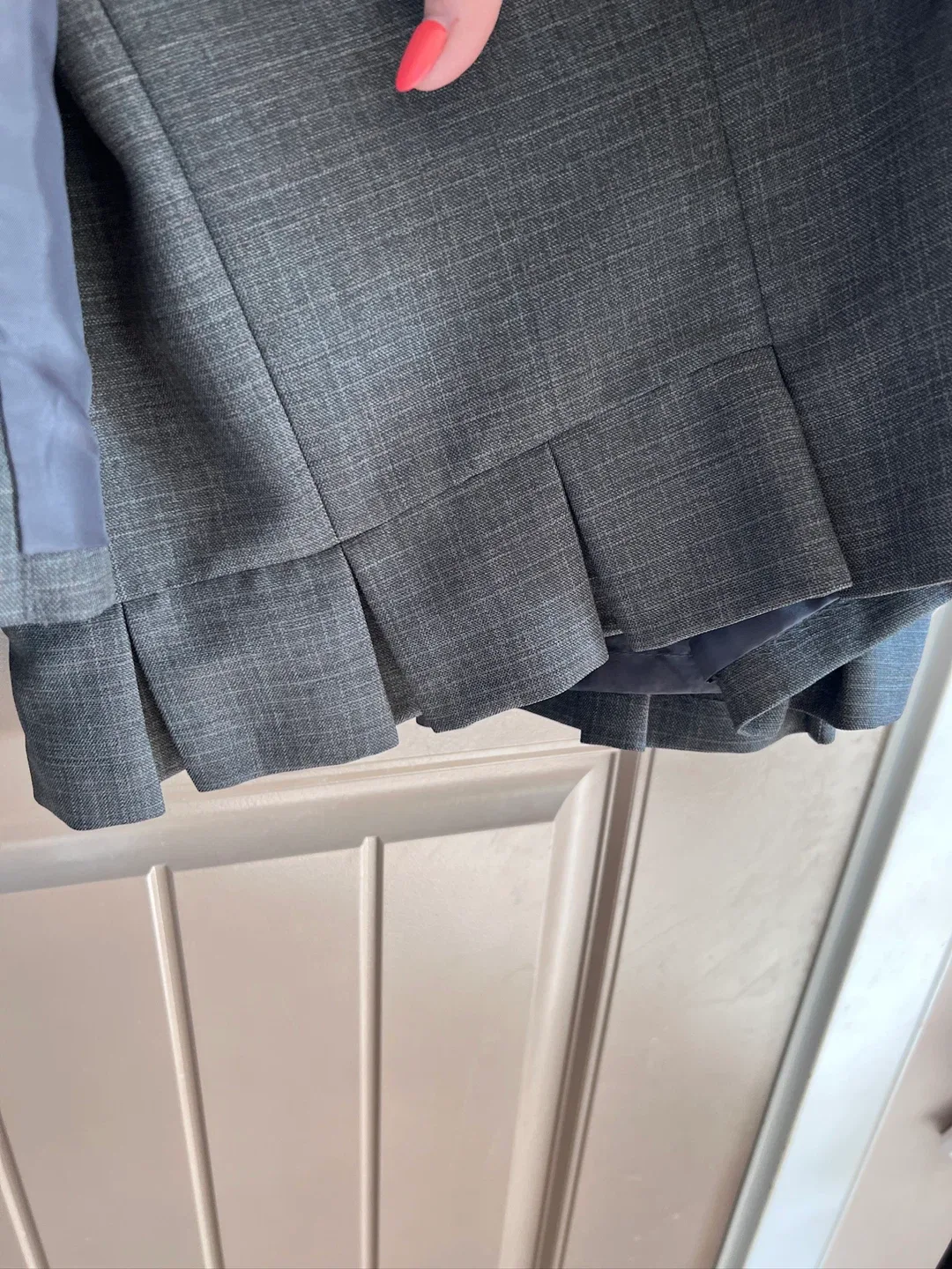 Evan-Picone Suit - Size 14 image indicator(4)