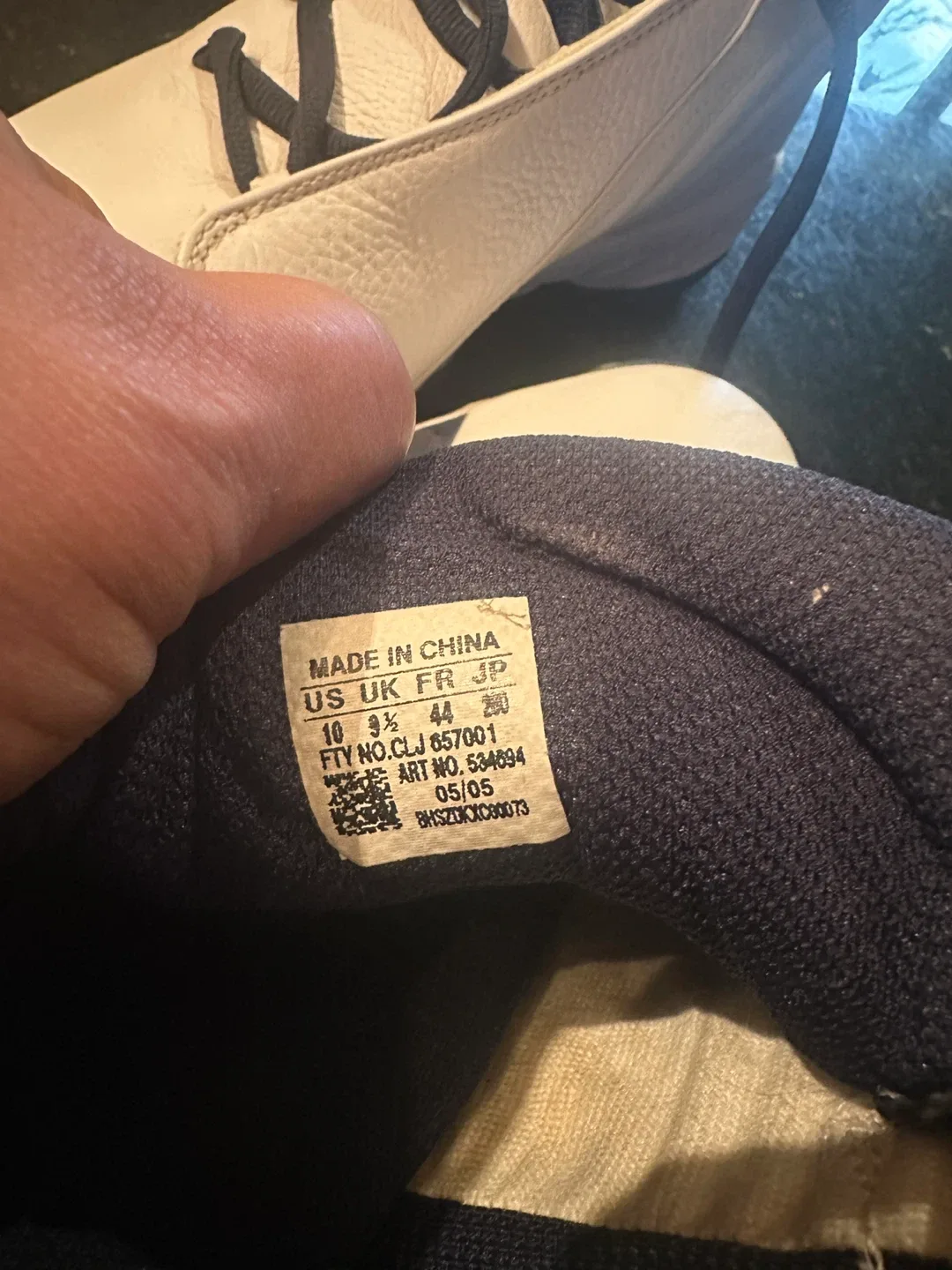 Adidas Basketball Shoes - US 10 image indicator(3)