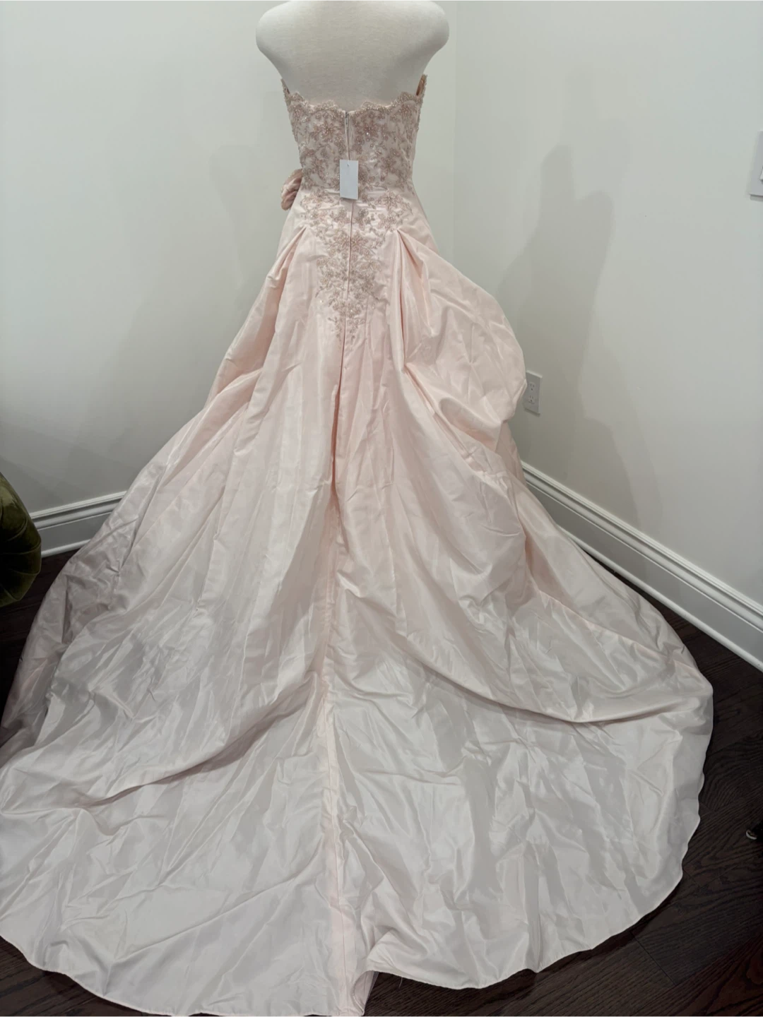 JAI Couture Blush Pink Beaded Gown – NWT Size 8 - photo 4