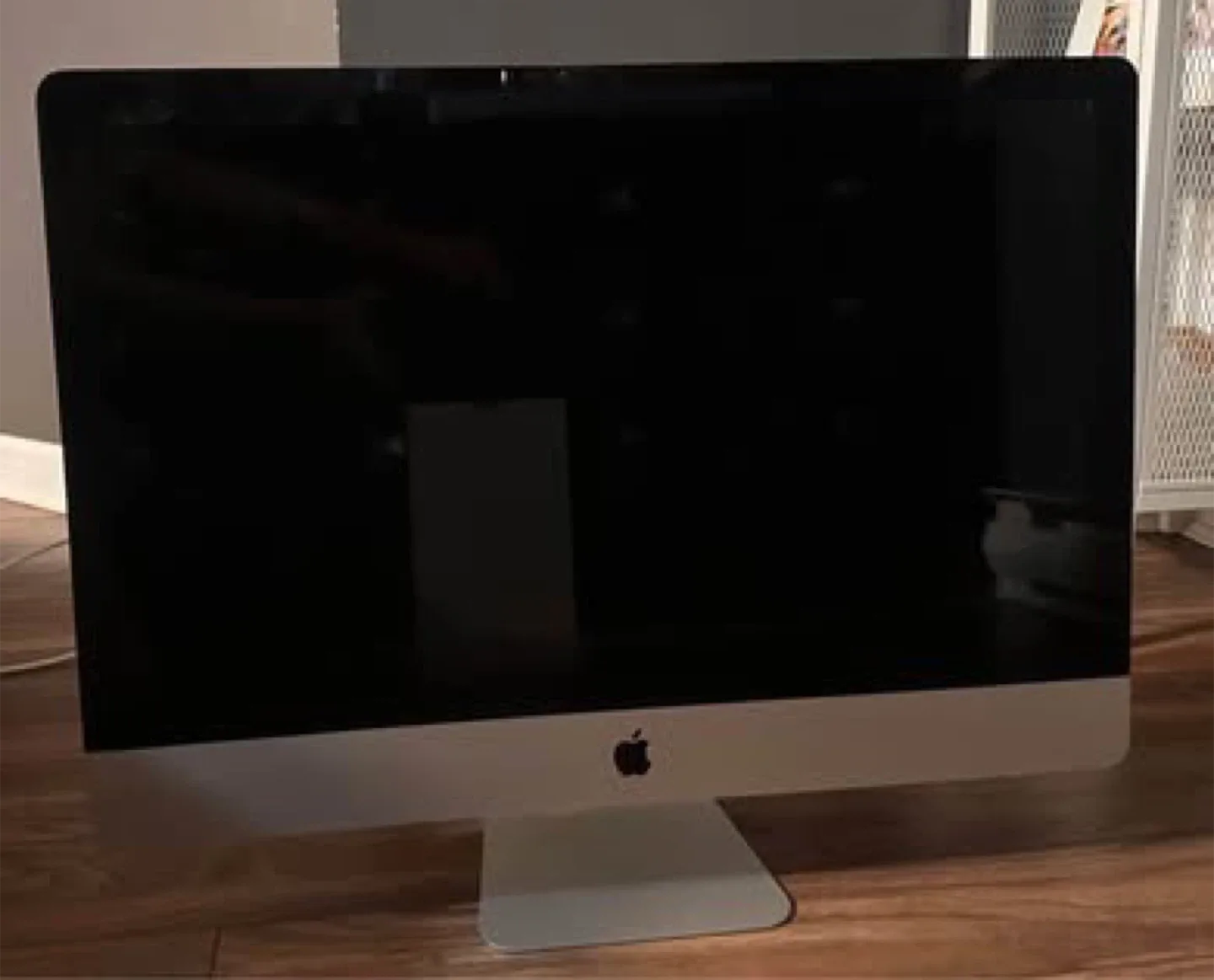 Apple iMac Desktop Computer