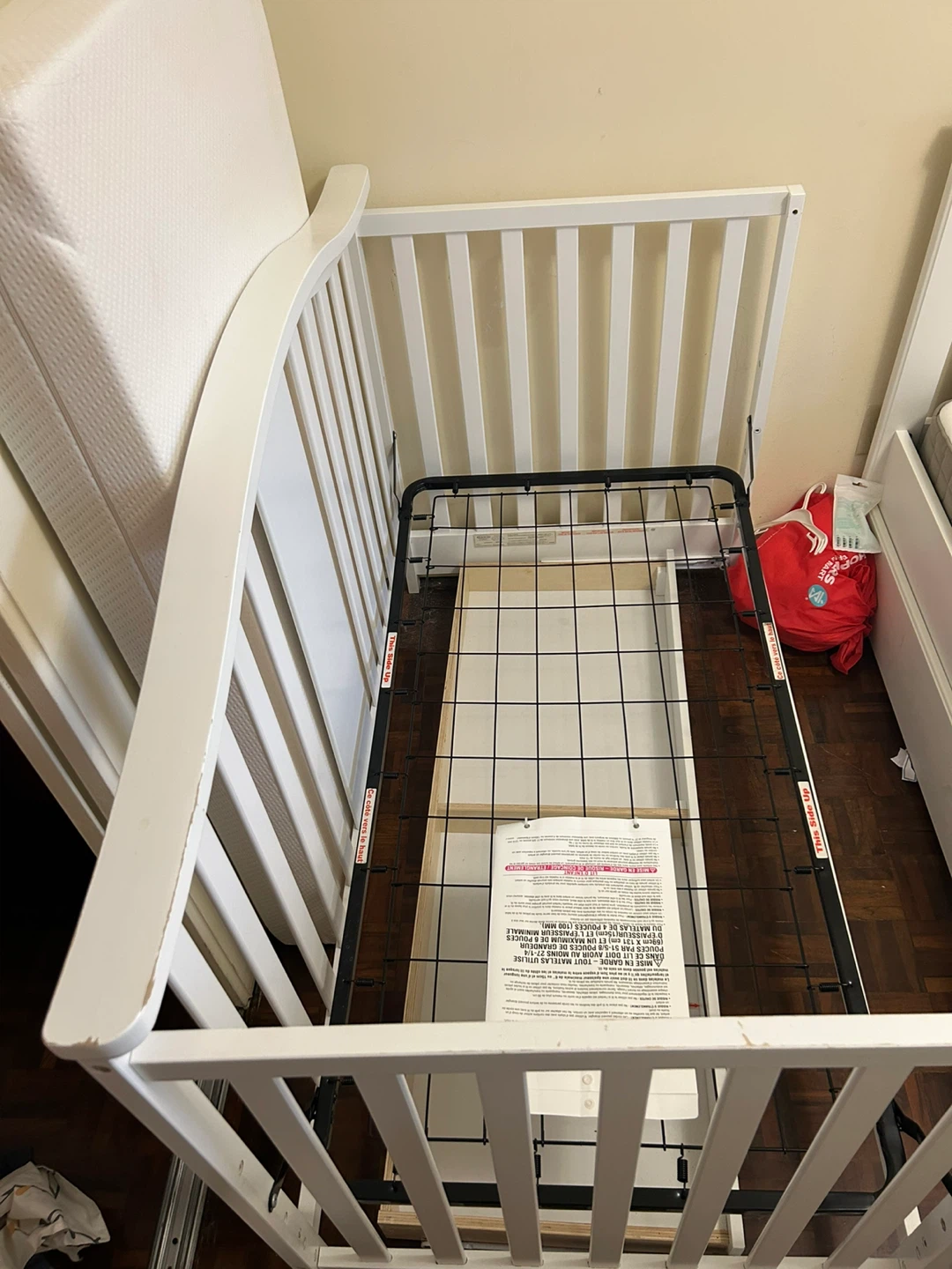 White Baby Crib with matress - photo 5