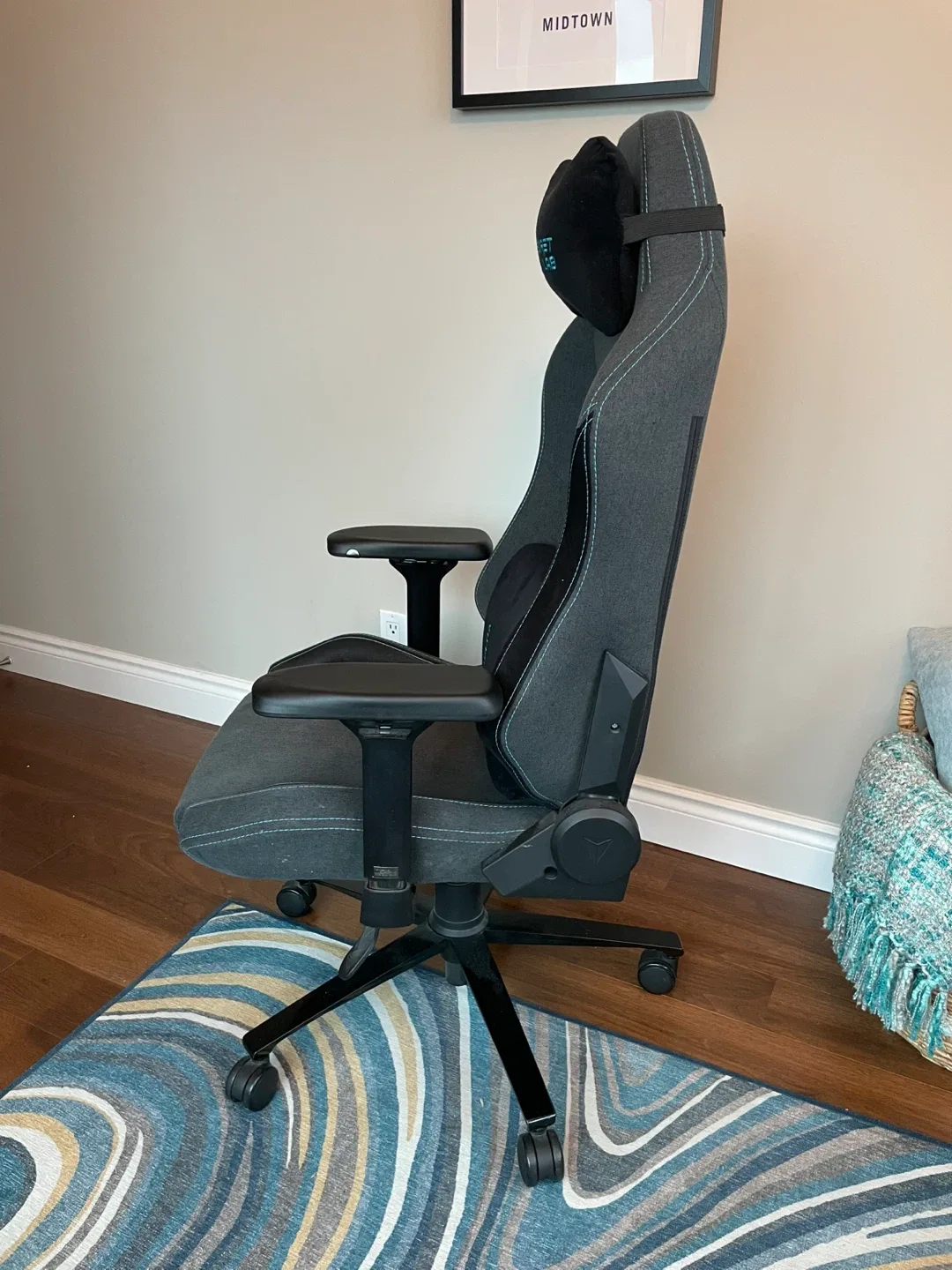 Secretlab OMEGA Gaming Chair image indicator(4)