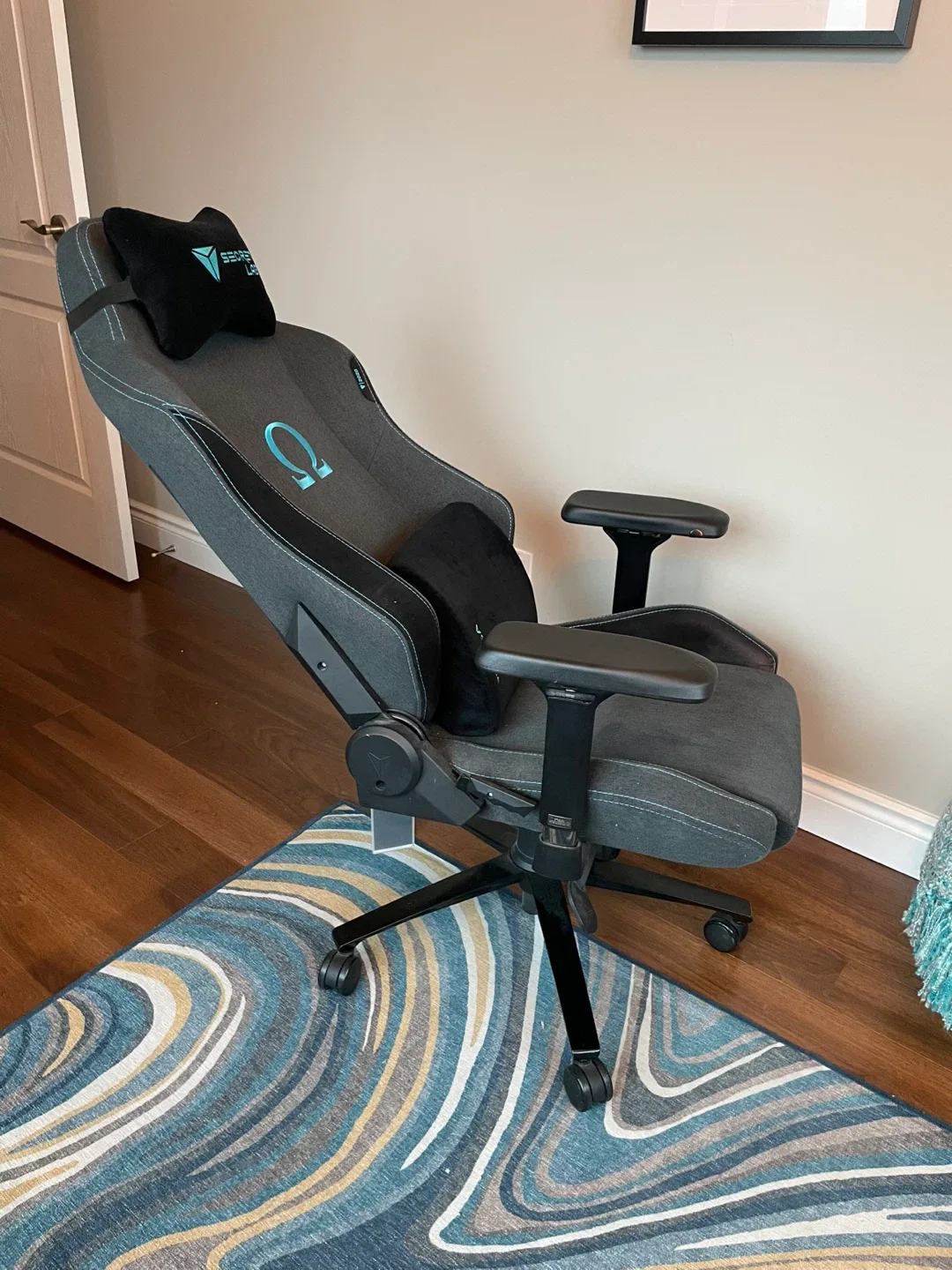 Secretlab OMEGA Gaming Chair image indicator(5)