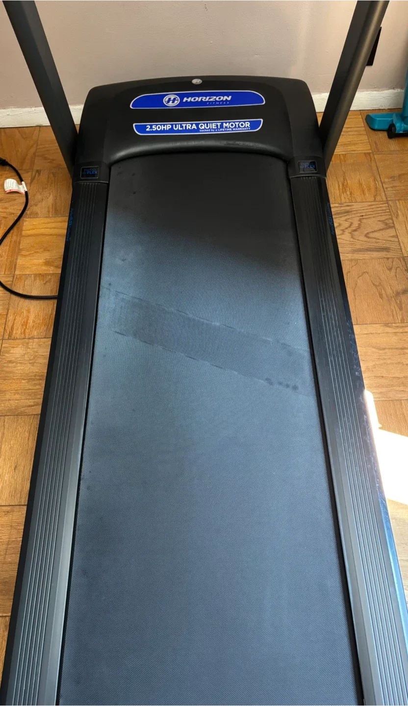 Horizon T101 Treadmill - 2.50HP Quiet Motor image indicator(3)