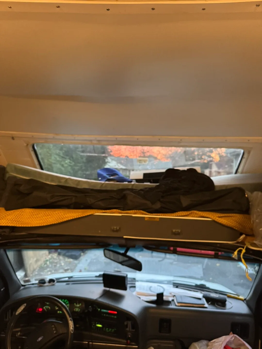 Ford RV Camper image indicator(5)