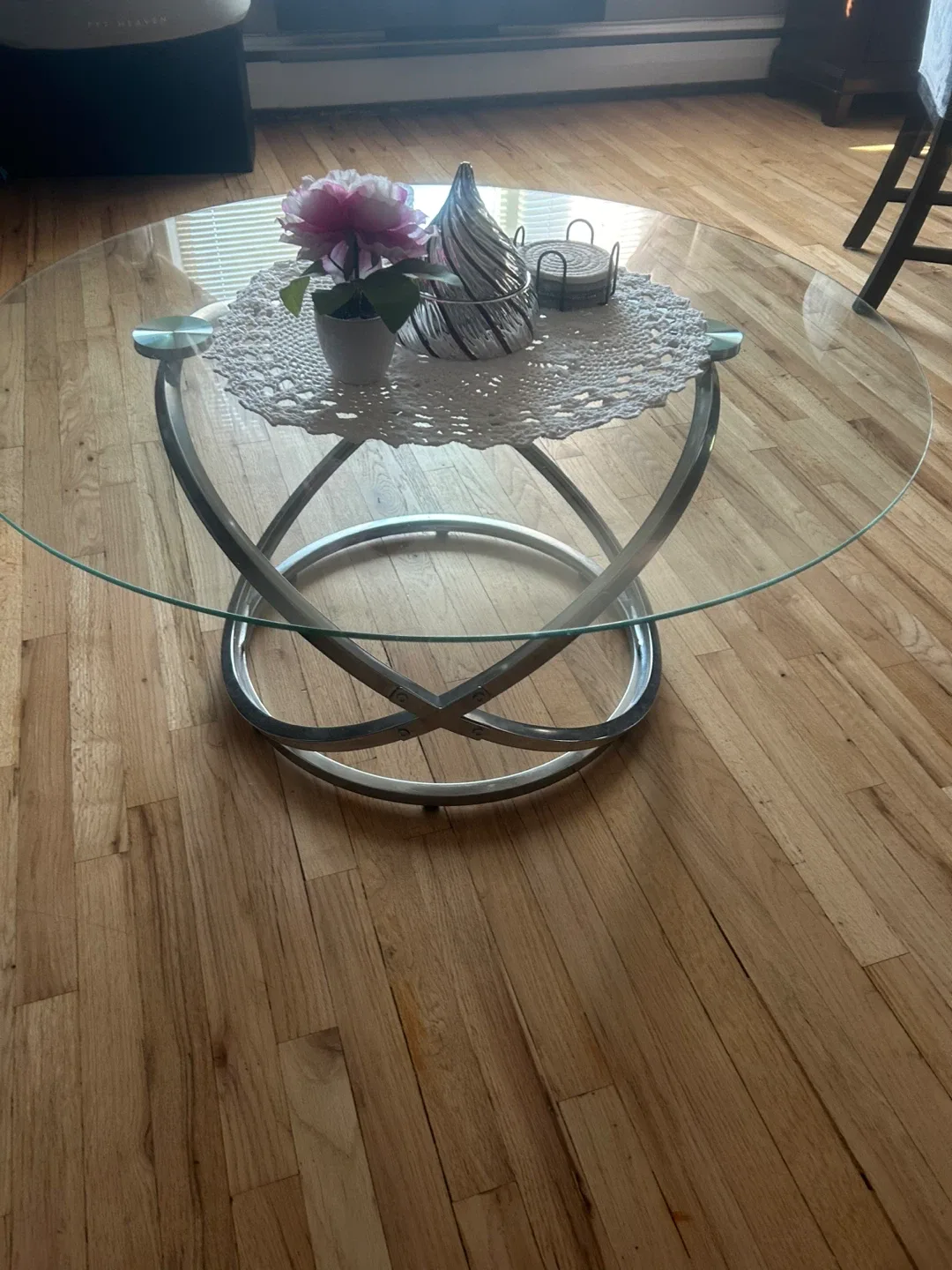 Glass Coffee Table with Chrome Base image indicator(4)
