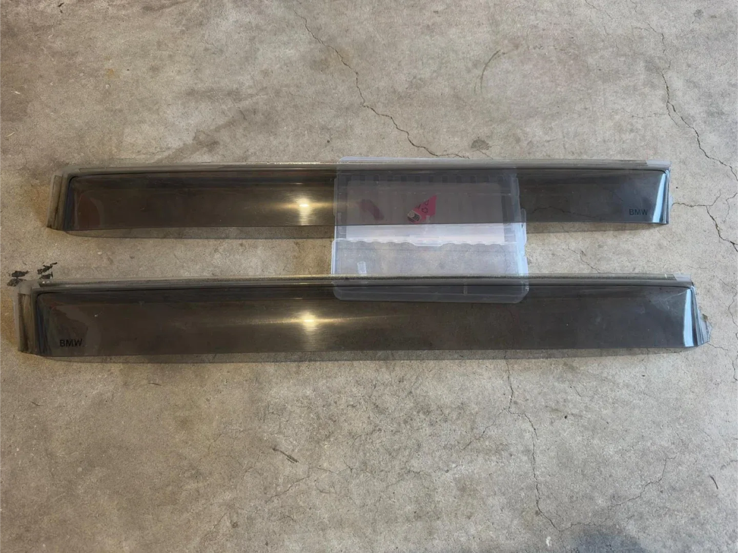 BMW X5 Car Window Visors, Sun Roof & Grille image indicator(5)