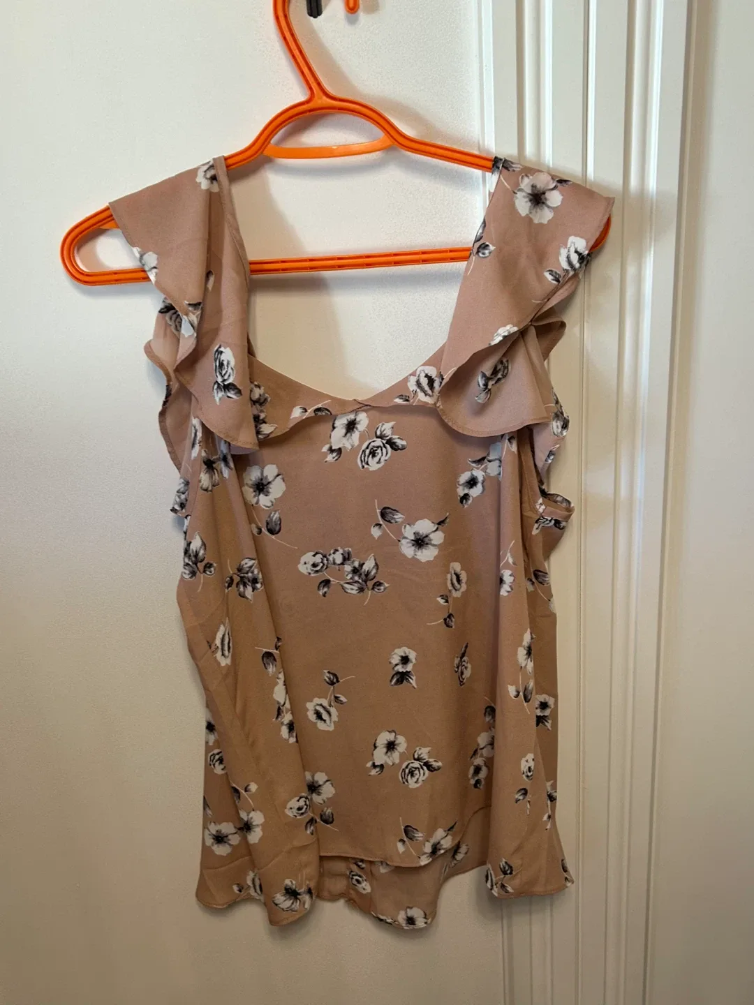 Sienna Sky Floral Print Tank Top - Size L image indicator(2)