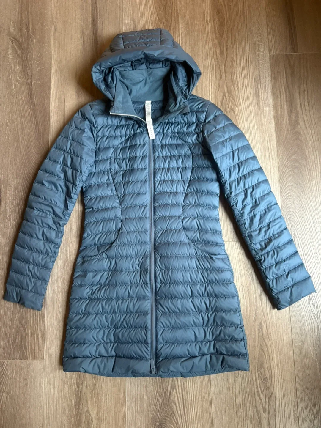 Lululemon Pack It Down Jacket Size 2 image indicator(2)