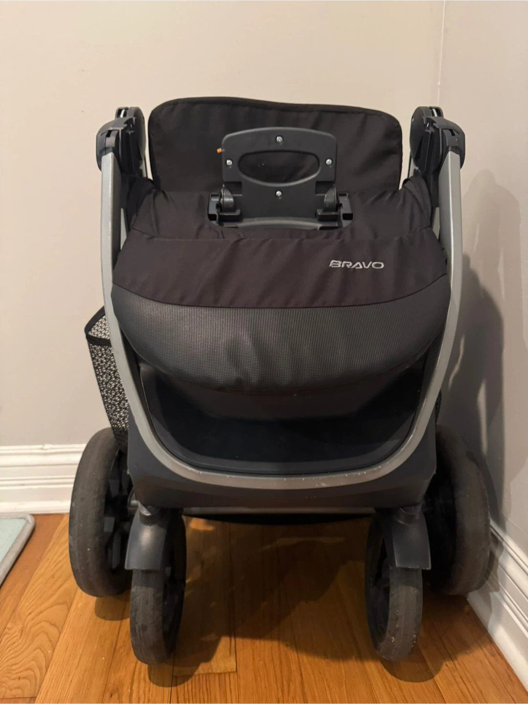 Chicco Bravo Stroller - Black