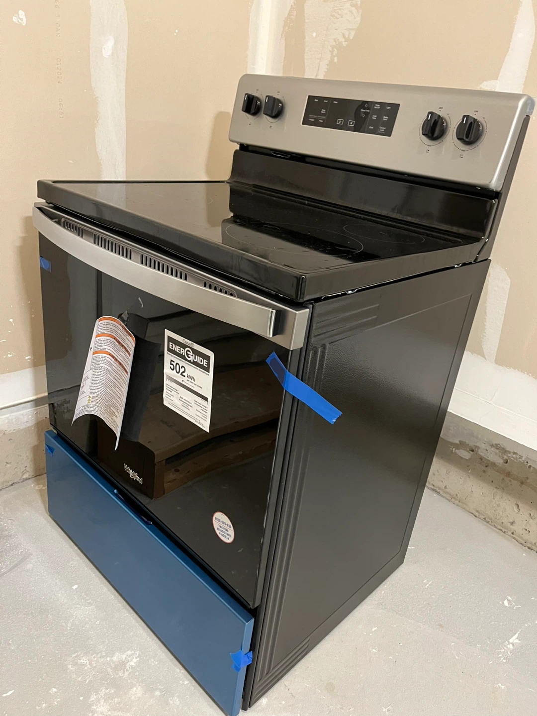 Brand new Whirlpool Electric Range - photo 2