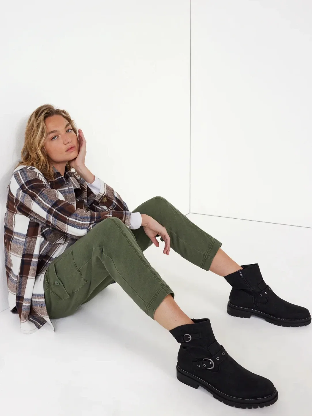 Time and Tru Black Buckle Motto Boots - Size 11