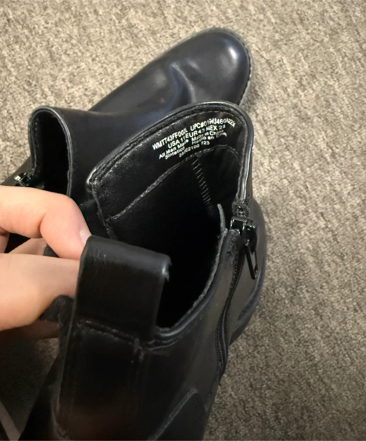 Time and Tru Black Chelsea Boots - Size 11 image indicator(6)