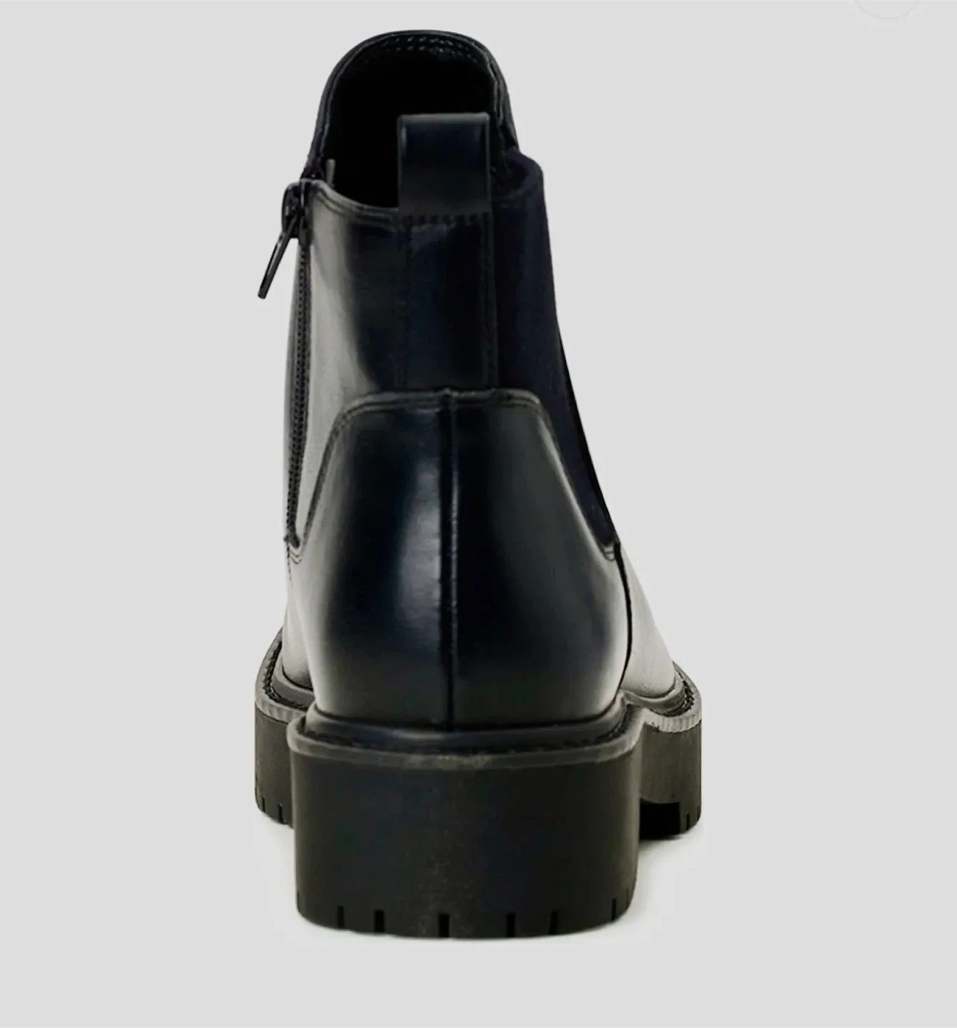 Time and Tru Black Chelsea Boots - Size 11 image indicator(8)