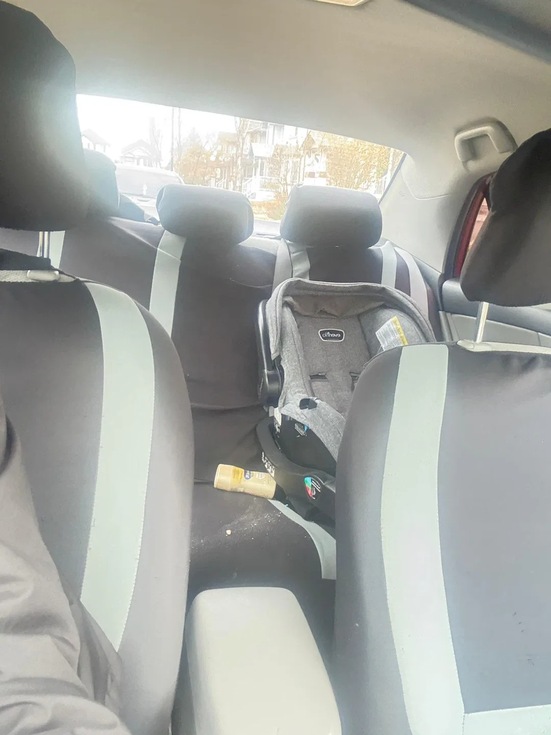 Red Toyota Corolla Sedan 2011 image indicator(8)