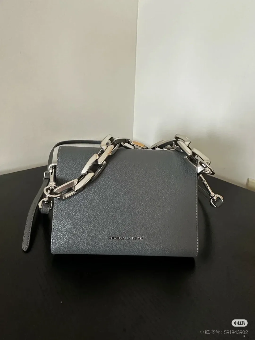 Charles & Keith Grey Chain Bag thumbnail