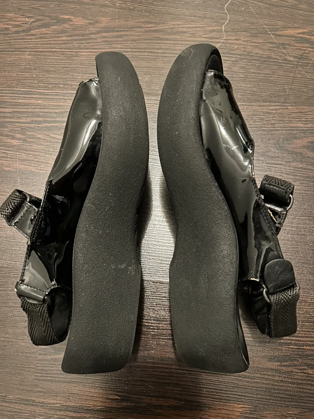 Wolky Black Patent Leather Wedge Sandals size 36 image indicator(2)