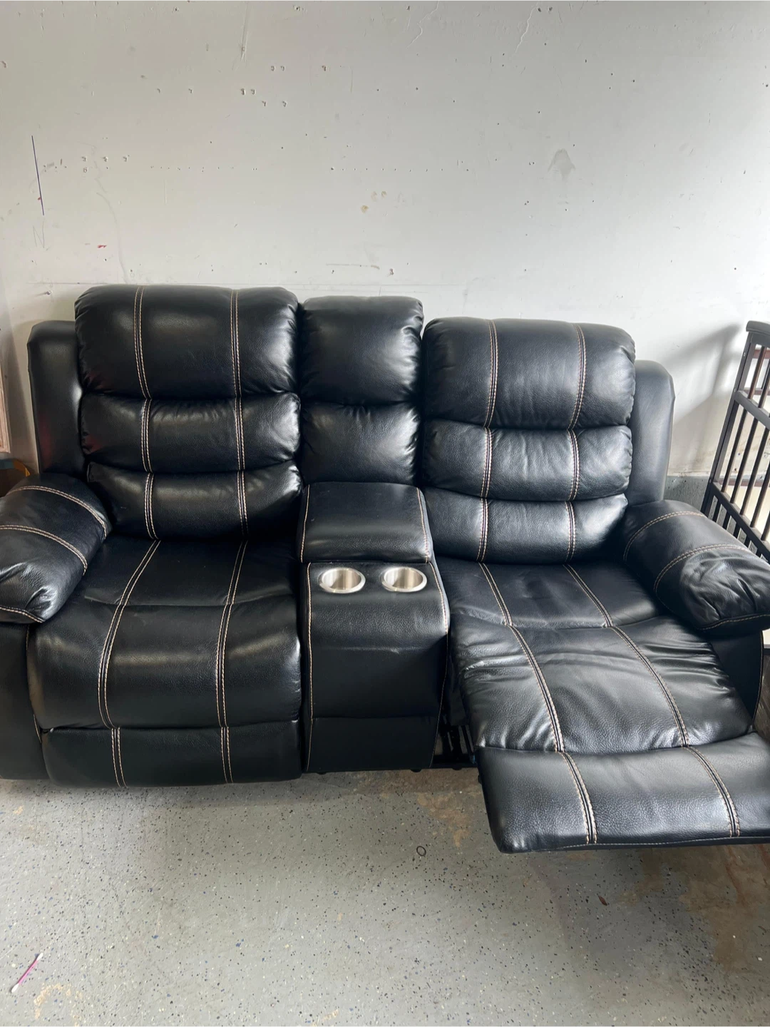 Black Leather Reclining Loveseat with Console - photo 3