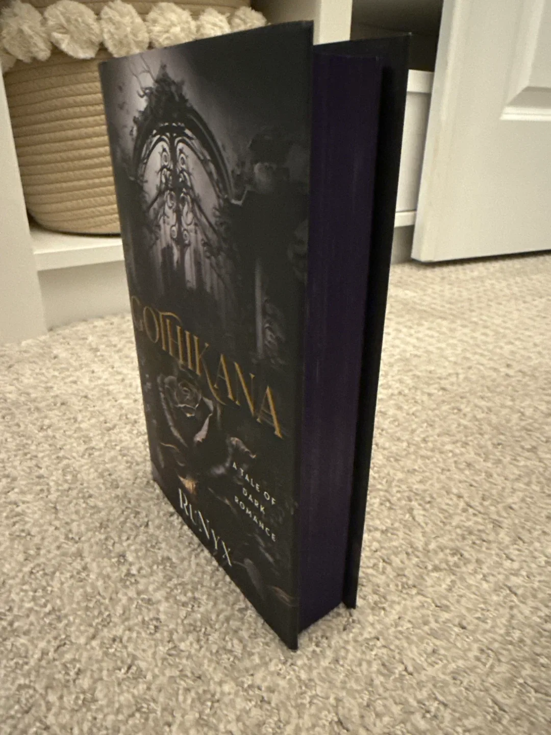 Gothikana by RuNyx - A Tale of Dark Romance image indicator(2)