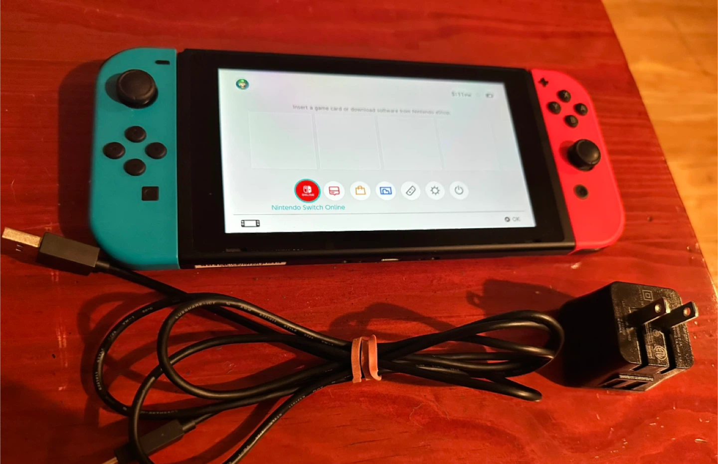 Nintendo Switch - photo 2
