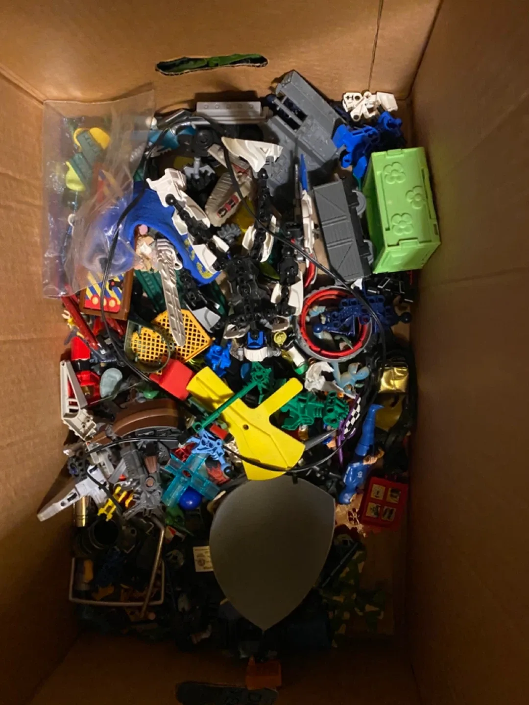 Lego Bulk Lot - Assorted Pieces & Sets image indicator(4)