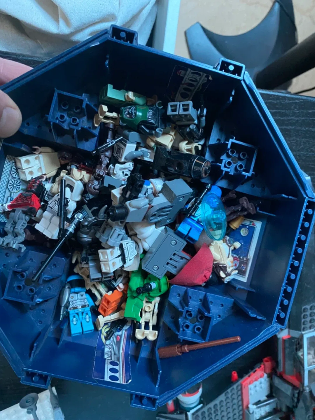 Lego Bulk Lot - Assorted Pieces & Sets image indicator(8)