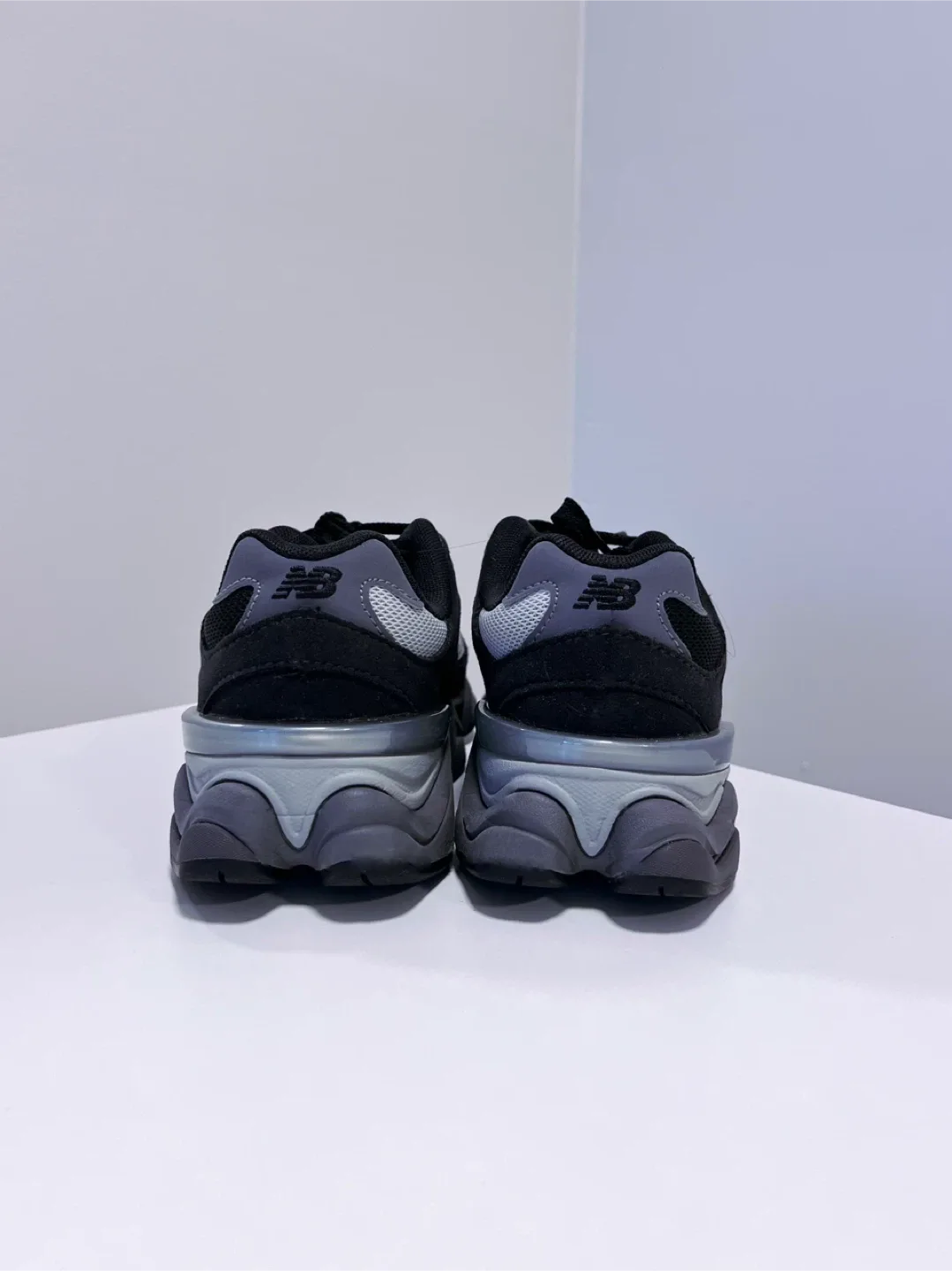 New-New Balance 9060 Sneakers image indicator(3)