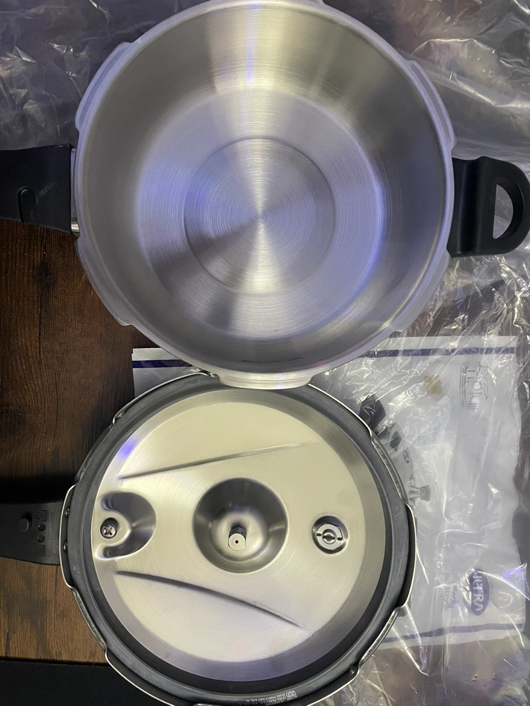 Brand New Ultra Triply 3.5L Pressure Cooker - photo 3