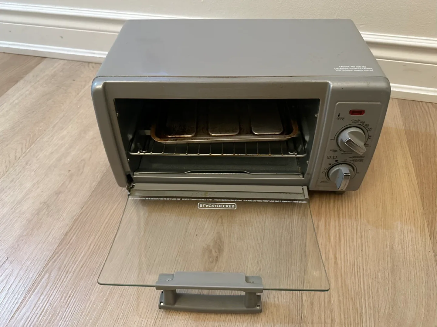 Black+Decker Toaster Oven - Great Condition image indicator(2)