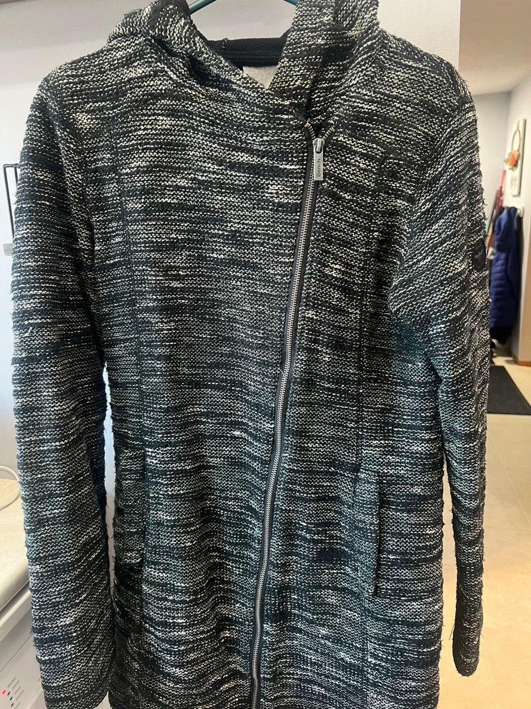 Bench. Black & White Hooded Jacket - Size L image indicator(2)