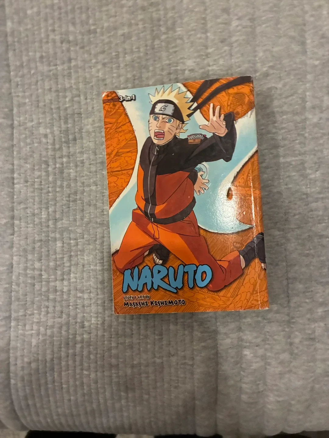 Naruto Manga 3-in-1 by Masashi Kishimoto image indicator(2)