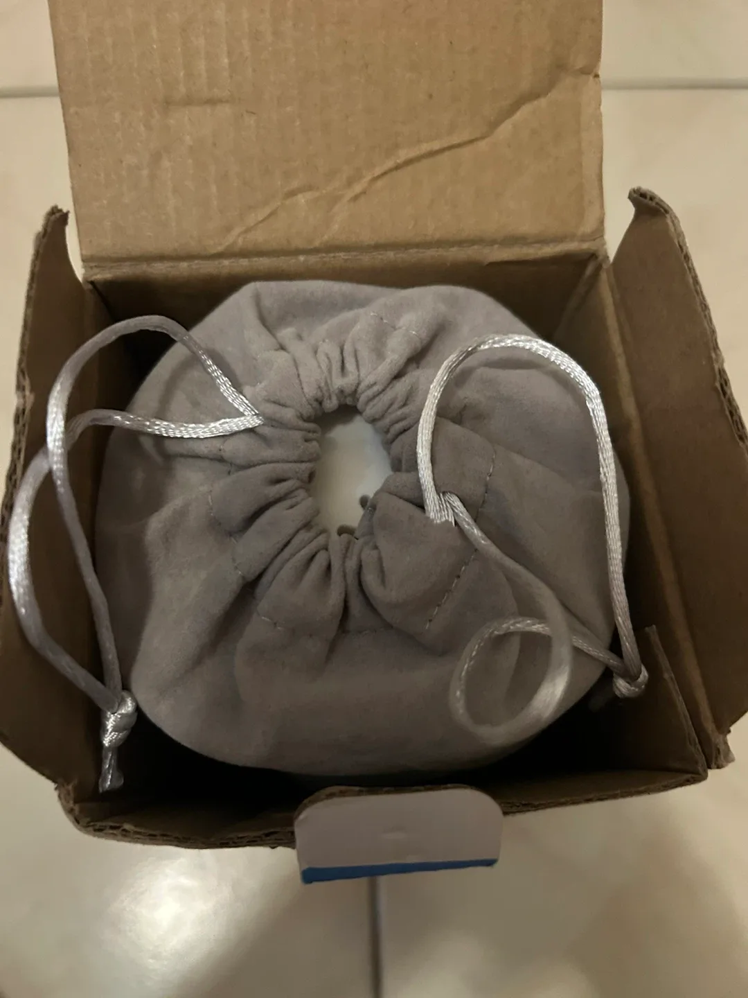 BNIB Portable Electric Kettle - Travel Size 🥕 image indicator(7)