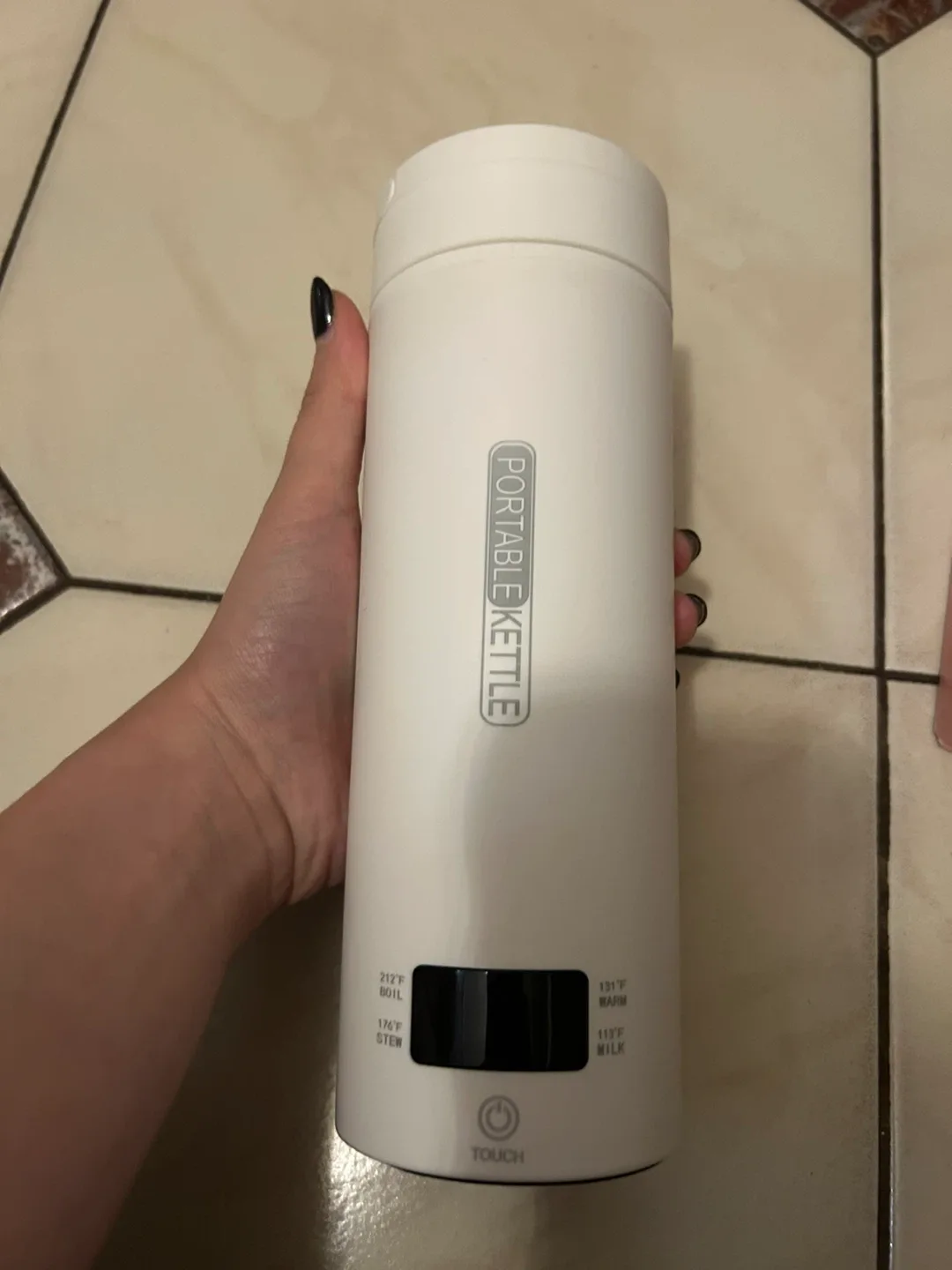 BNIB Portable Electric Kettle - Travel Size 🥕 image indicator(8)