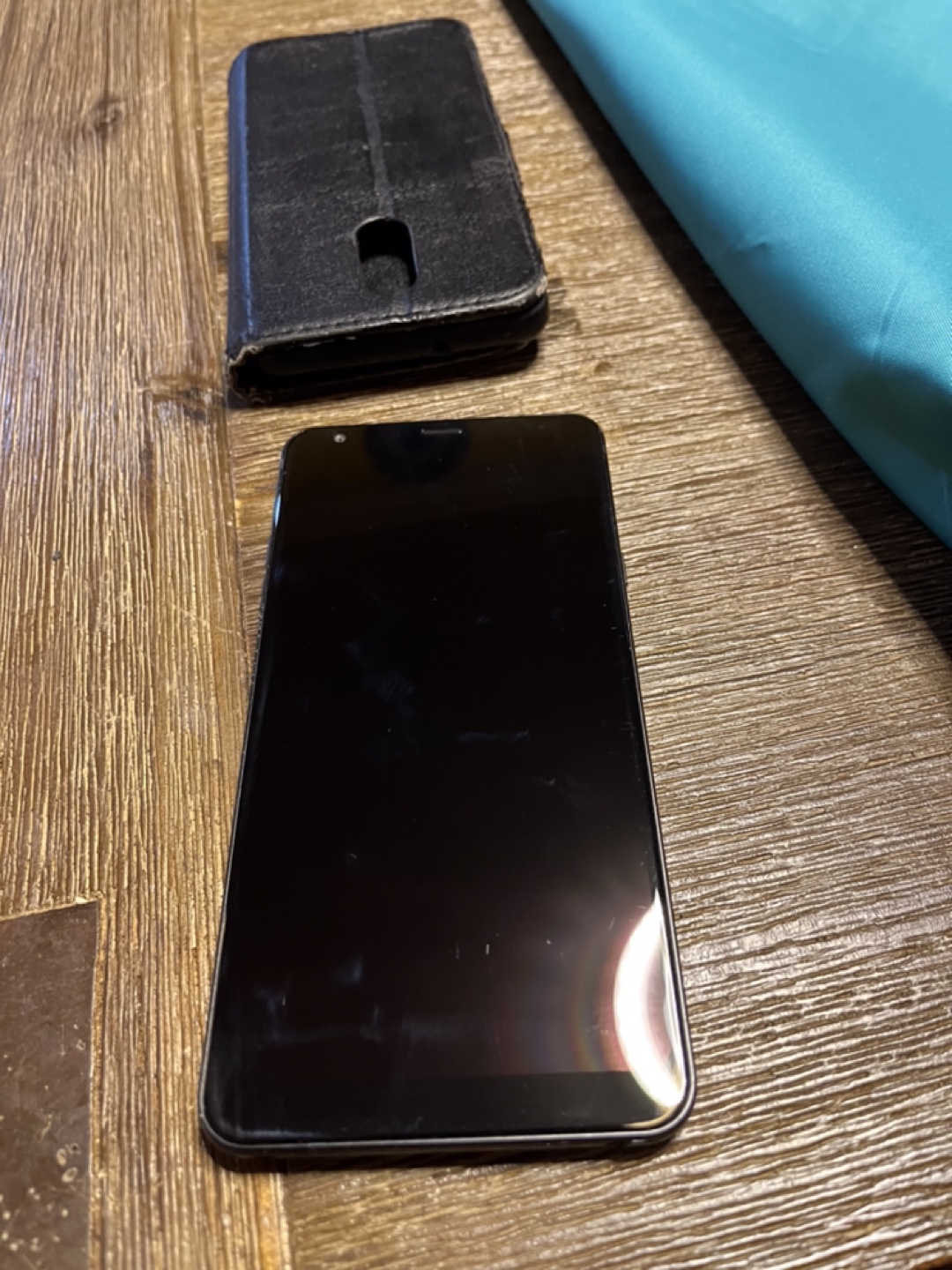 LG Q Stylo+ - photo 5