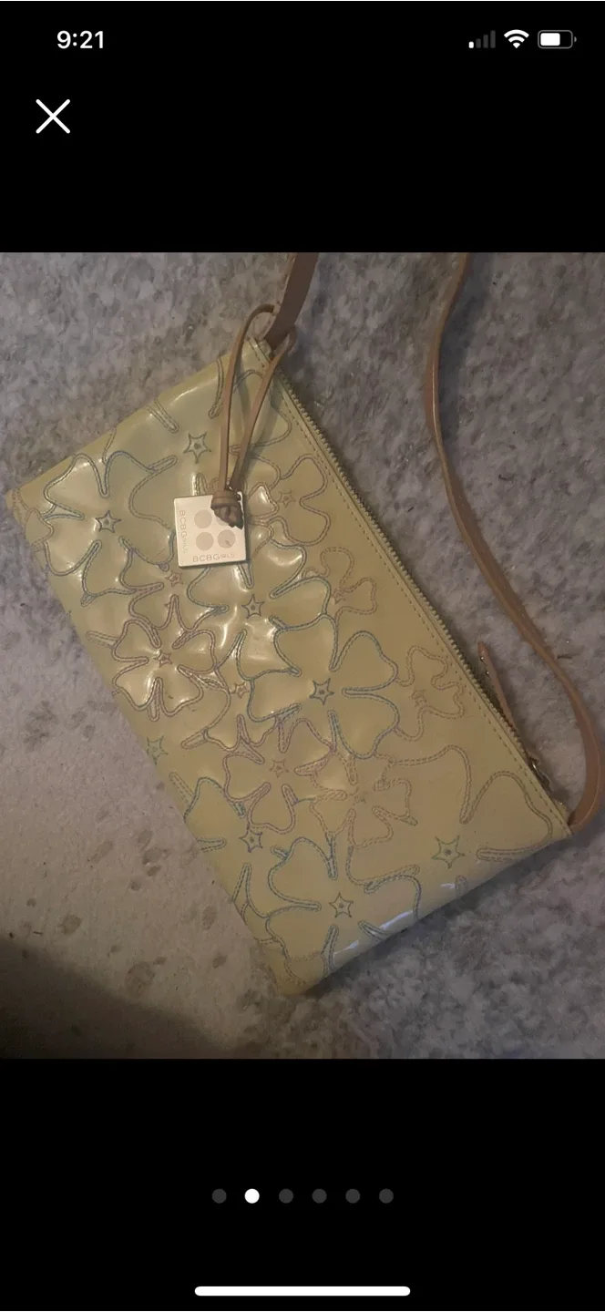 BCBGeneration Floral Shoulder Bag image indicator(3)