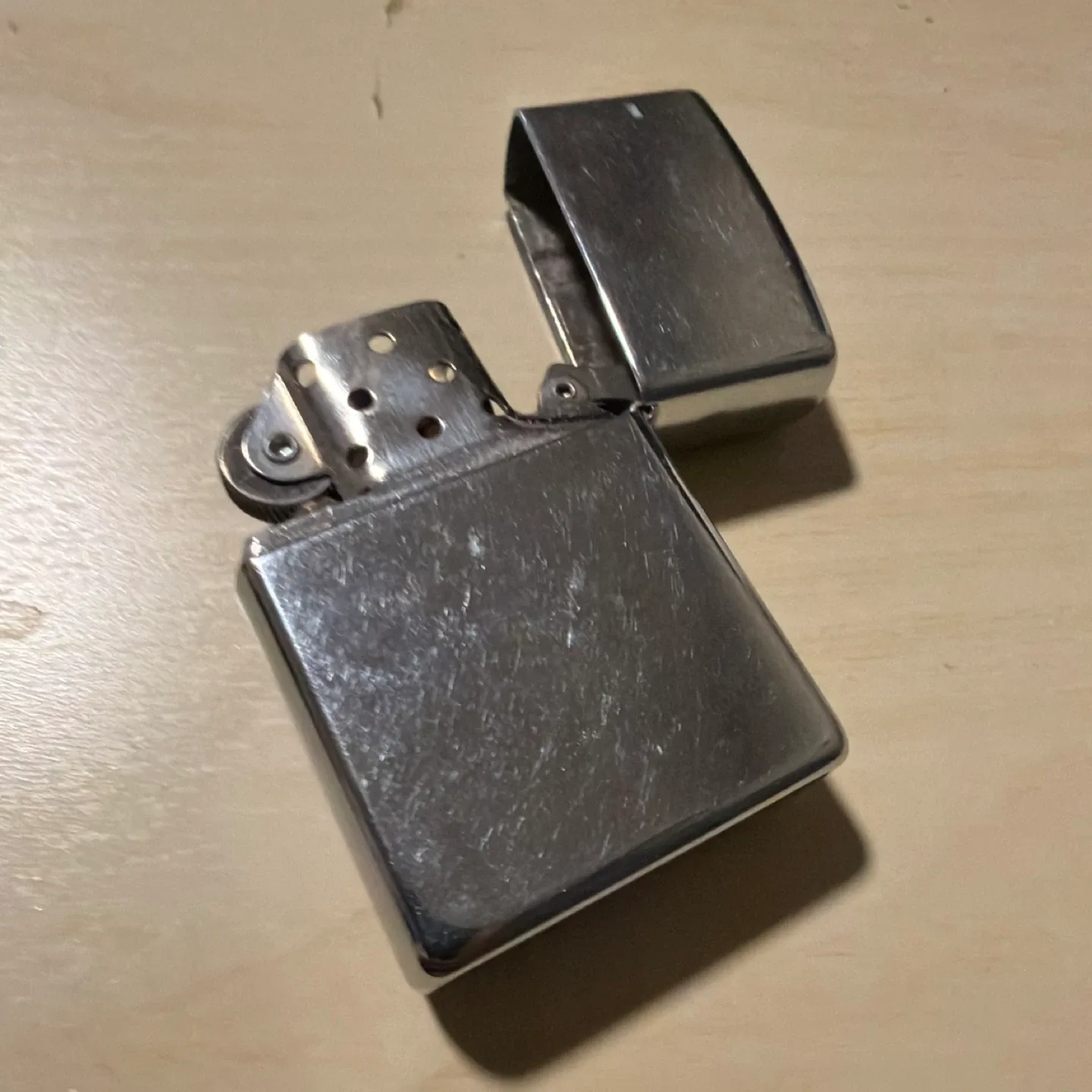 Rare Harley Davidson Zippo Lighter image indicator(2)