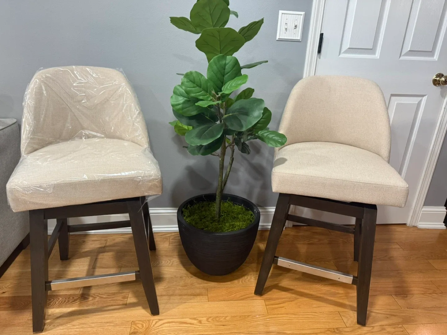 Madison Park Harmony Counter Stool - Oatmeal image indicator(6)