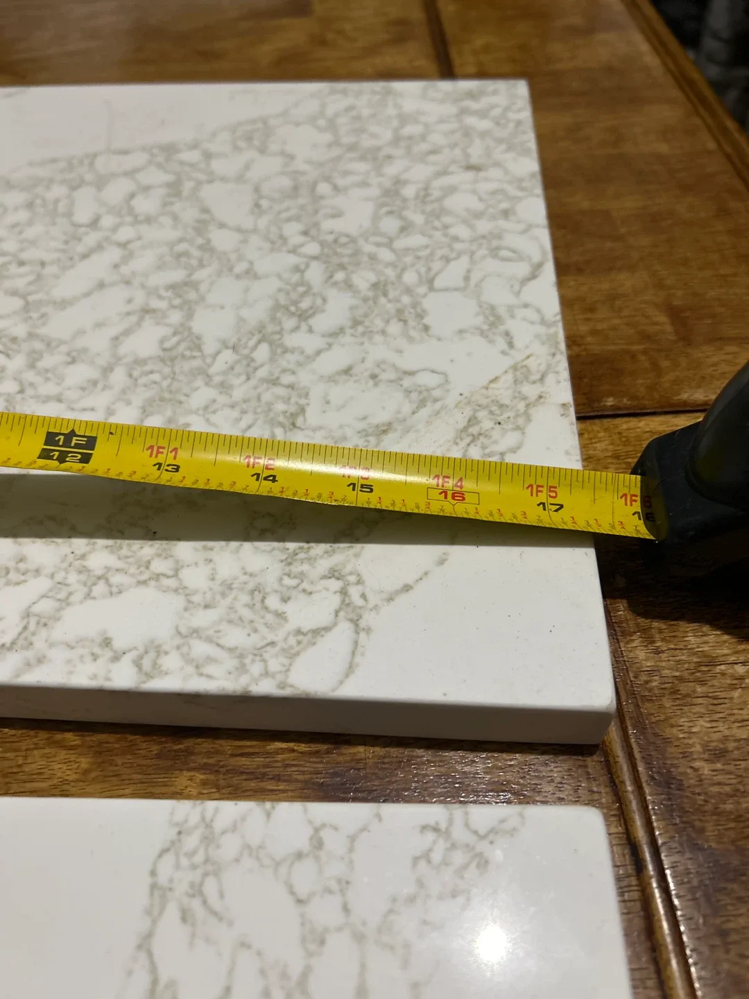 🥕Quartz Countertop Pieces - White Marble Pattern image indicator(3)