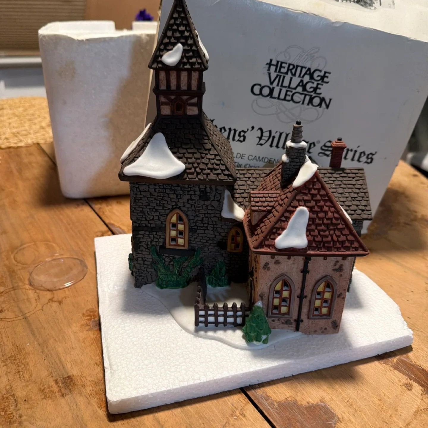 Dept 56 Dickens' Village Olde Camden Town Church image indicator(4)