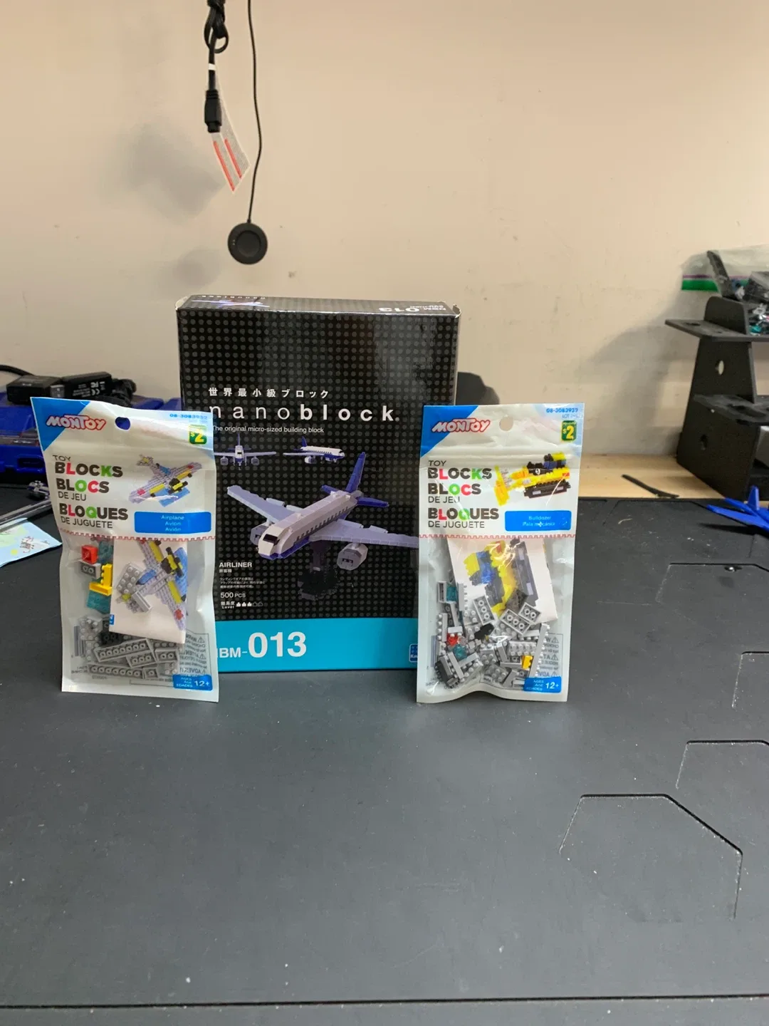 nanoblock Airliner BM-013 & Toy Blocks