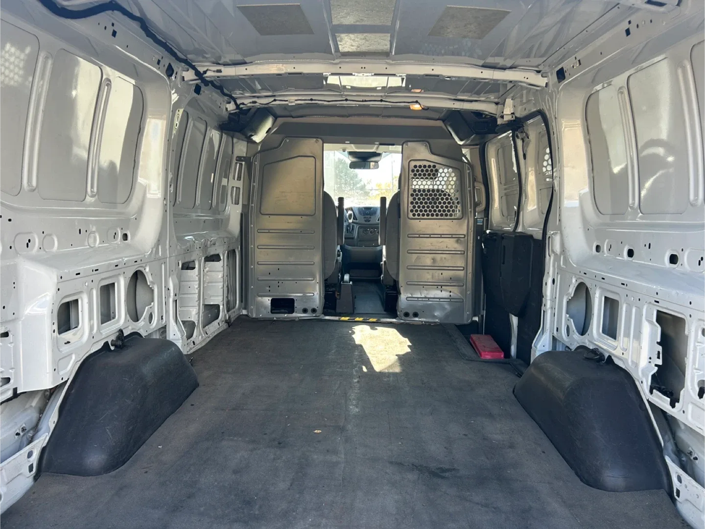 2016 Ford Transit Cargo Van image indicator(10)