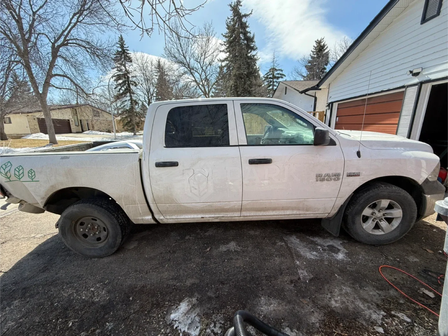 Ram 1500 Truck Crew Cab image indicator(3)