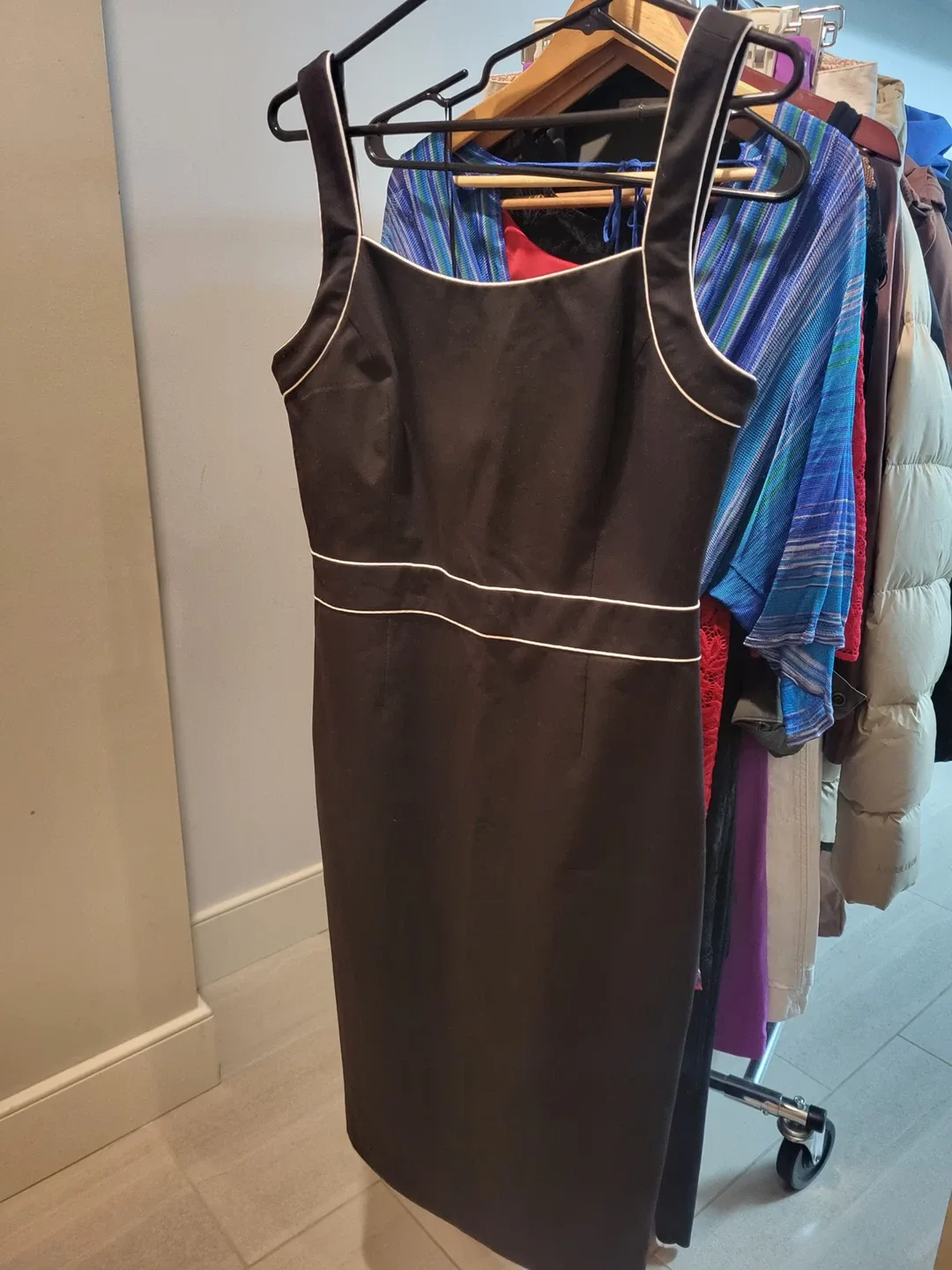 Banana Republic Black Dress image indicator(6)