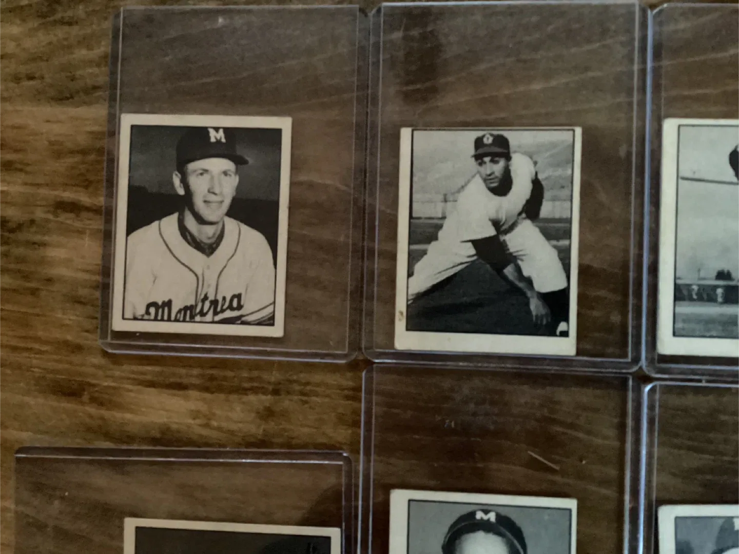 8. 1952 FROSTADE Toronto Maple Leafs & Montreal Royals  Cards image indicator(2)