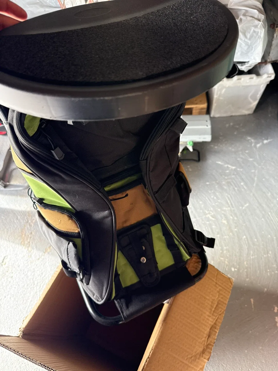 Backpack Angler with Seat image indicator(4)