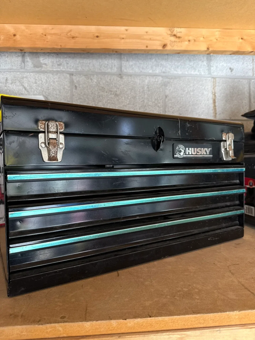 Husky Tool Chest image indicator(2)