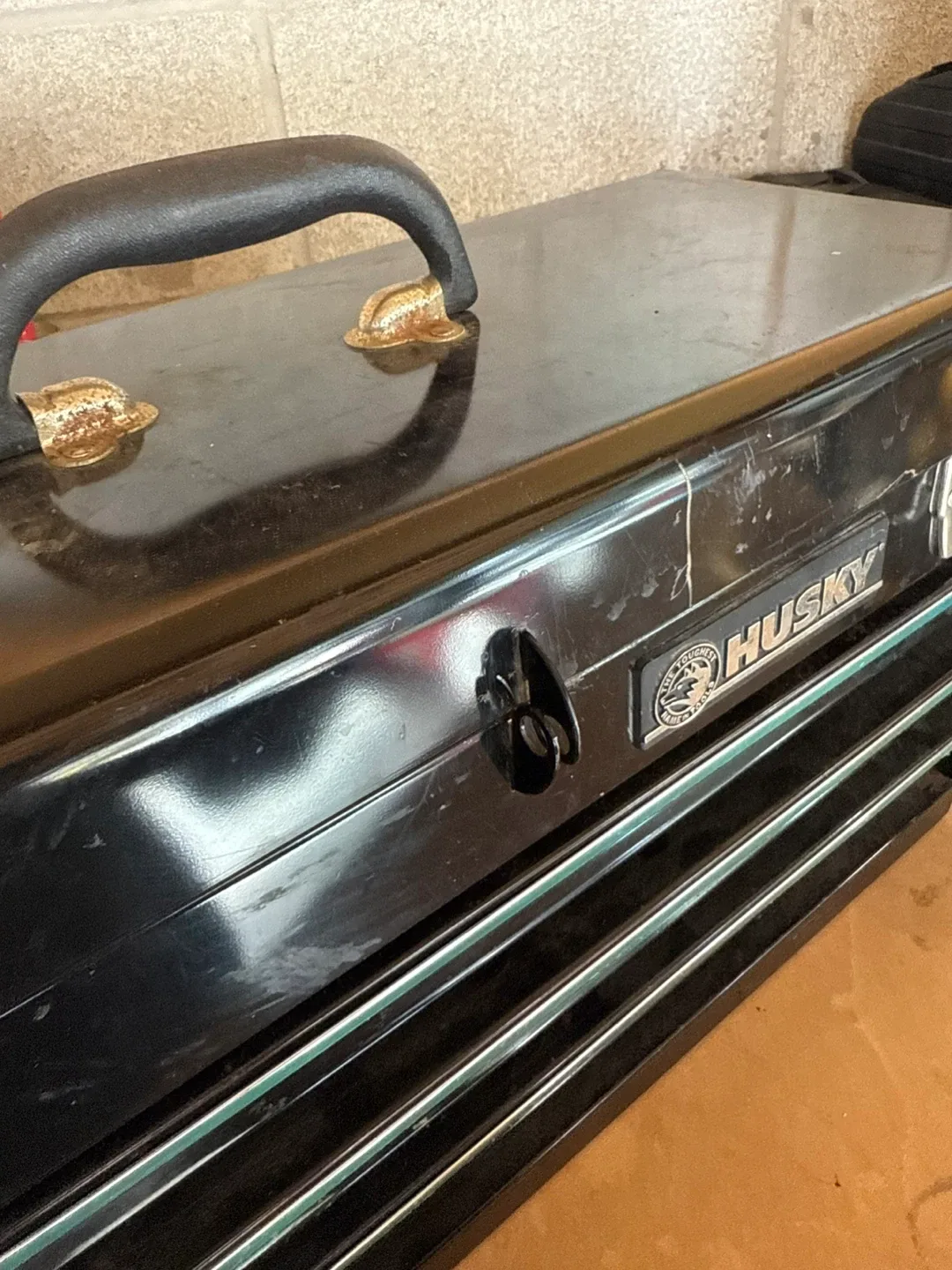 Husky Tool Chest image indicator(3)