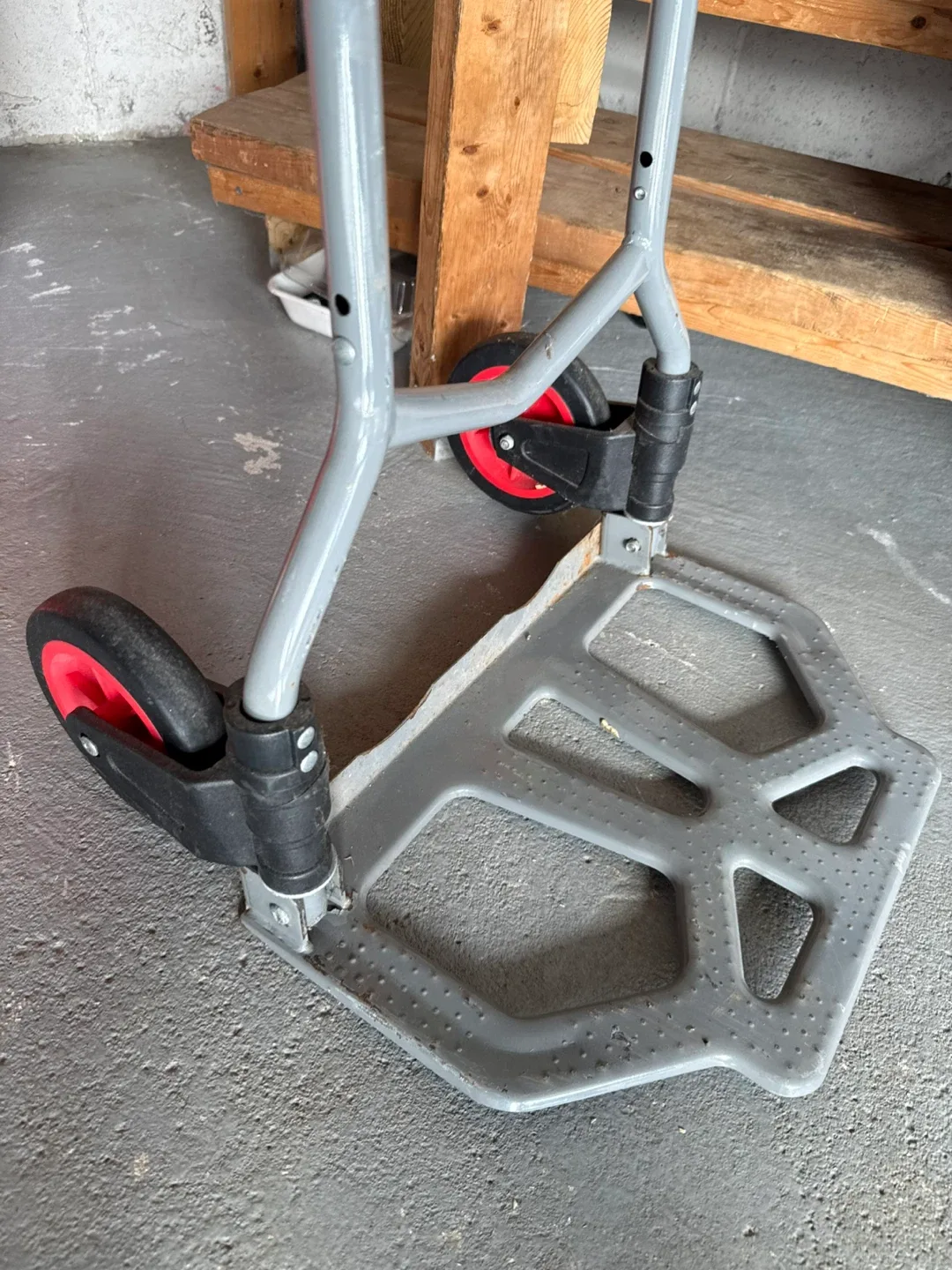 Folding Hand Truck image indicator(3)