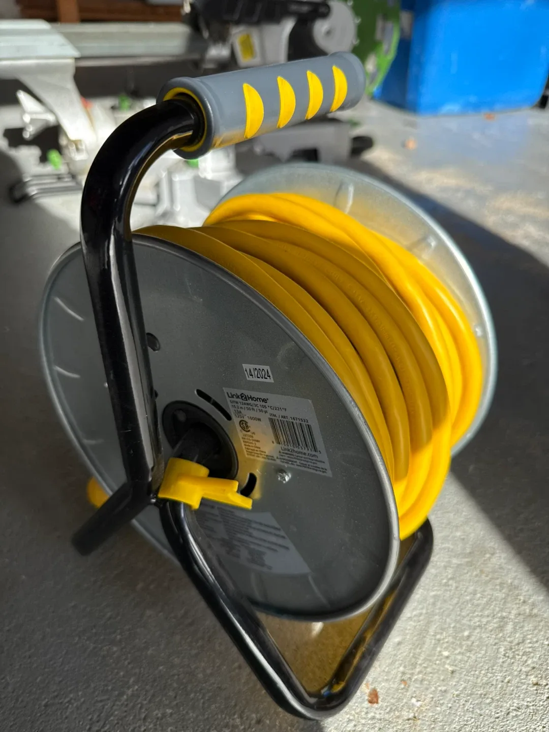 Link2Home Heavy Duty Extension Cord Reel - 50ft image indicator(3)