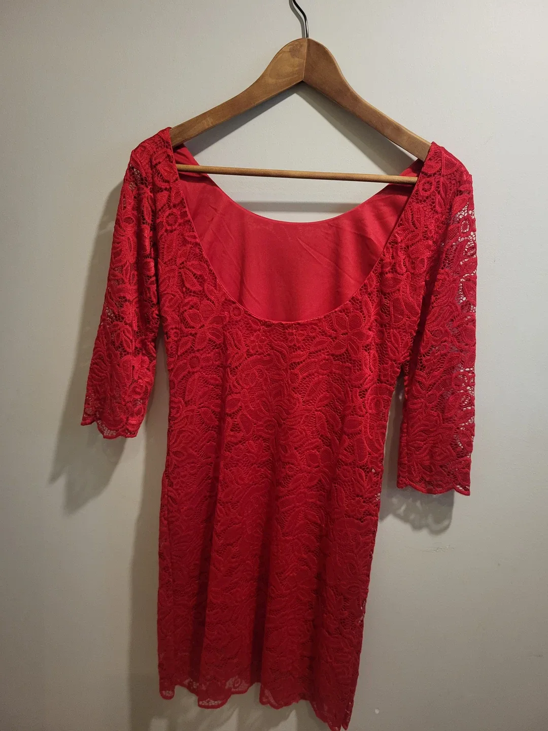 Red Lace Dress image indicator(3)
